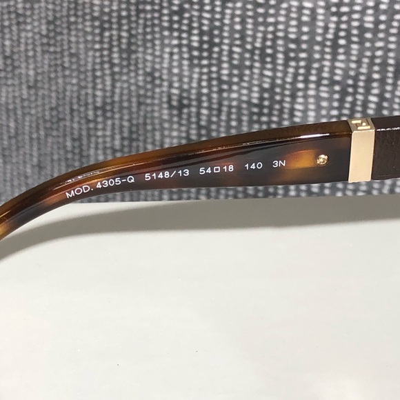 Versace Women’s Sunglasses - Picture 10 of 15